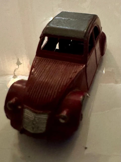 CITROEN 2CV JUNIOR REF 105 DINKY TOYS FR défaut aile arriere 1950