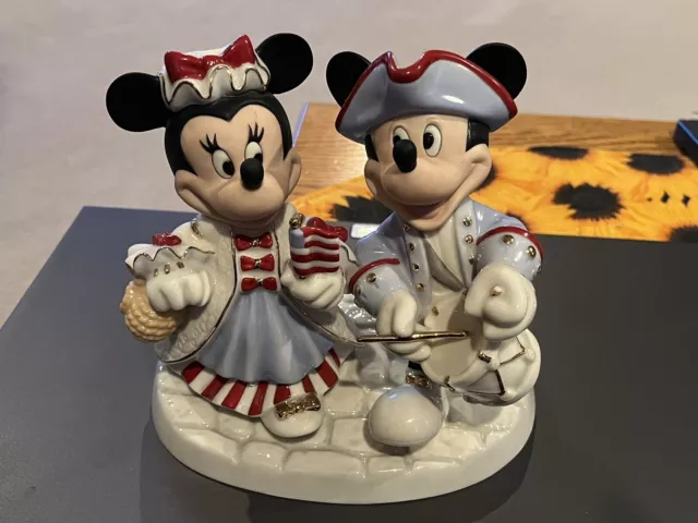 Lenox Disney Mickey's Patriotic Parade Mickey & Minnie Figurine - Prototype?