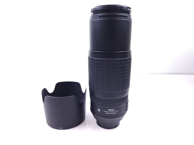 Nikon AF-S VR Zoom Nikkor 70-300mm F/4.5-5.6 G Camera Lens & HB-36 Hood