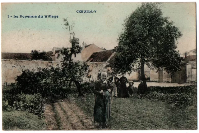 CPA 94 - COEUILLY (Val de Marne) - 3. La Doyenne du Village