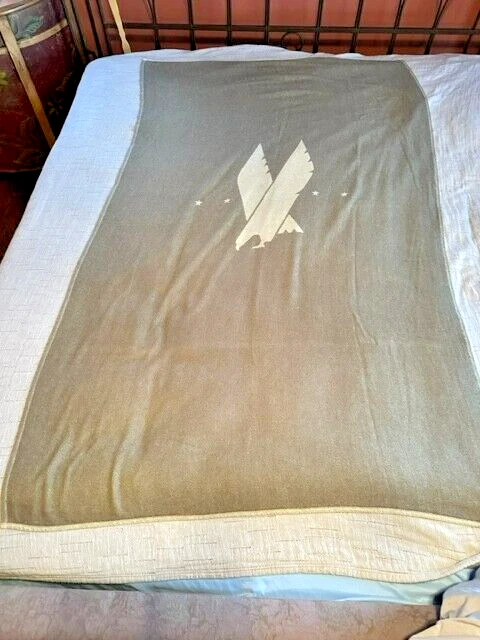 VTG AMERICAN AIRLINES Tan In Flight Blanket John Horsfall England 46” x 69”