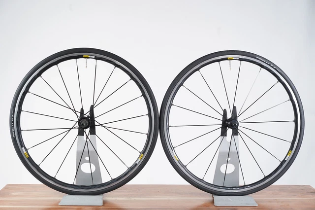 Mavic Ksyrium Elite Alloy Clincher Rim Brake Wheelset Shimano/SRAM 11 Speed Mavic Ksyrium Elite Alloy Clincher Rim Brake Wheelset Shimano/SRAM 11 Speed