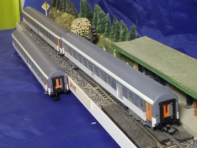 3 Voitures Voyageurs Corail Jouef – 1ère/2e Classe + Fourgon – HO 1/87, Occasion