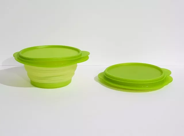 https://www.picclickimg.com/VMsAAOSwdnZkpfKU/Tupperware-5452A-1-Flat-Out-Collapsible-Bowls-Set-of.webp