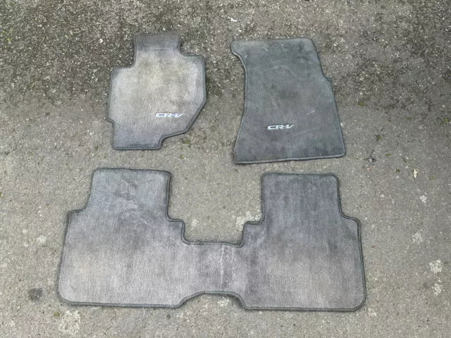OEM 97-01 Honda CRV manual Floor mats. OEM dark grey.RD1, RD2, RD3.