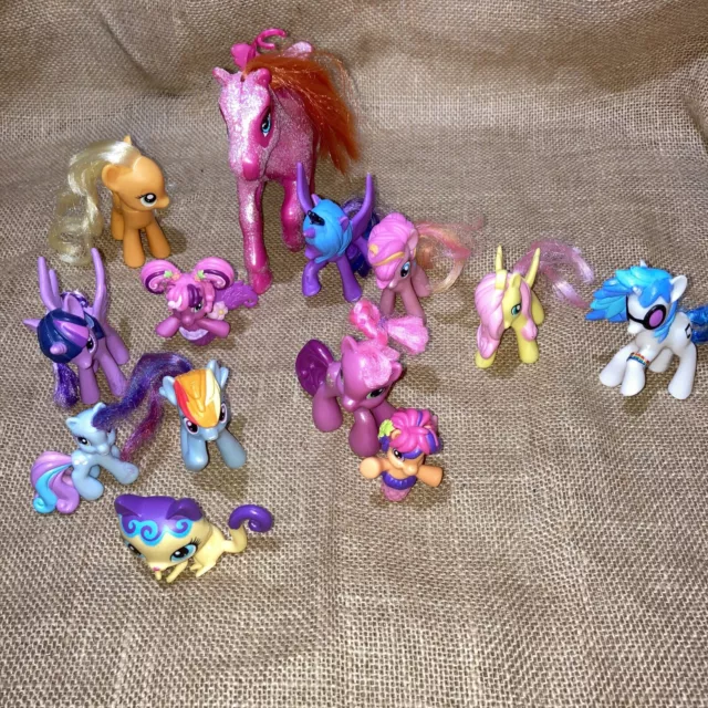 My Little Pony Figurines Mixed Lot of 20+ Various Sizes MLP Brushable read  desc.