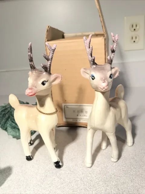 LOT OF 2 Vintage Reindeer Deer Christmas Soft Plastic Swivel Heads  Hong Kong