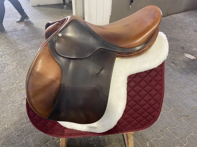 Beval butet 17” Close Contact Saddle Beval butet 17” Close Contact Saddle