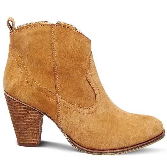 Steve Madden Plover Bootie Size 8