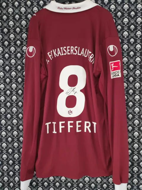 original matchworn Spielertrikot 1. FC Kaiserslautern Tiffert 8 signiert mws836