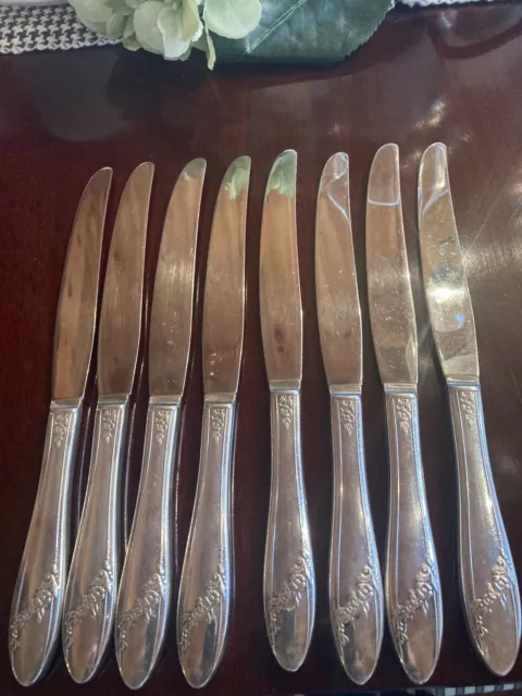 Lisa Bee's Pampered Chef - NEW! Our Kitchen Paring Knife Set is back and  better than ever! These Pampered Chef favorites are perfect for cutting,  slicing, and paring small food. Keep one