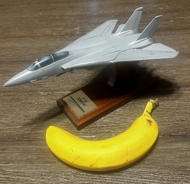RARE VINTAGE GRUMMAN F14 Tomcat Model From The Grumman Company