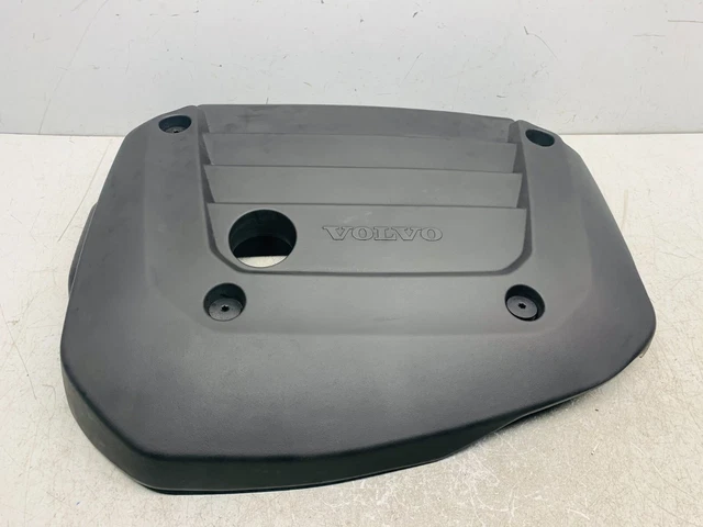 VOLVO XC40 ENGINE Top Cover 2024 B3 Plus Mild Hybrid 32138976 £119.95 ...