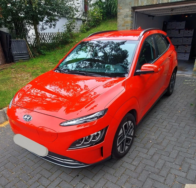 Hyundai Kona Elektro 204PS 03/2021, 20500Km, Trend-Assistenz-Navigationspaket Hyundai Kona Elektro 204PS 03/2021, 20500Km, Trend-Assistenz-Navigationspaket