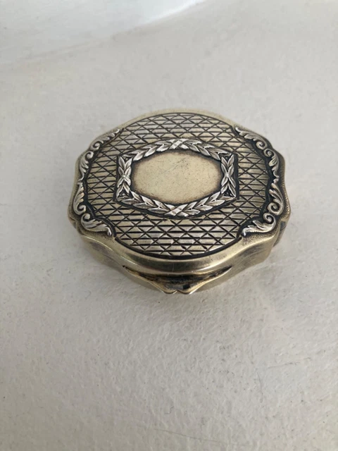 Petite Boîte à Pilule En Argent Vintage - Objet De Décoration Ou Rangement Précieux