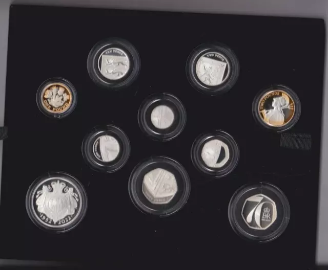 Boxed 2022 Platinum Jubilee Of Her Majesty The Queen Silver Proof 10 Coin Set.