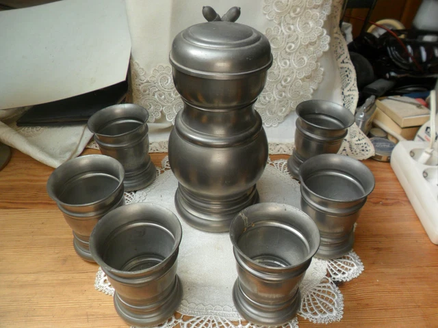 alter WMF Zinn Krug mit 6 Bechern