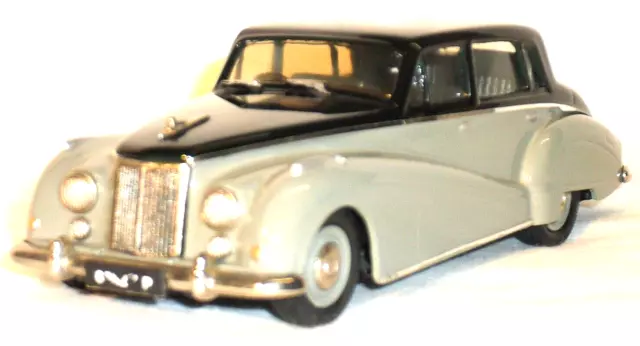 1:43 Pathfinder weißes Metall Modellauto: 1959 Armstrong Siddeley Star Saphir
