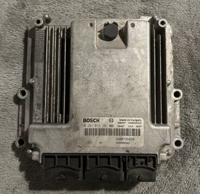 Ecu Calculateur Moteur  Renault 2L Dci 0281015781 8200726880 A Decoder