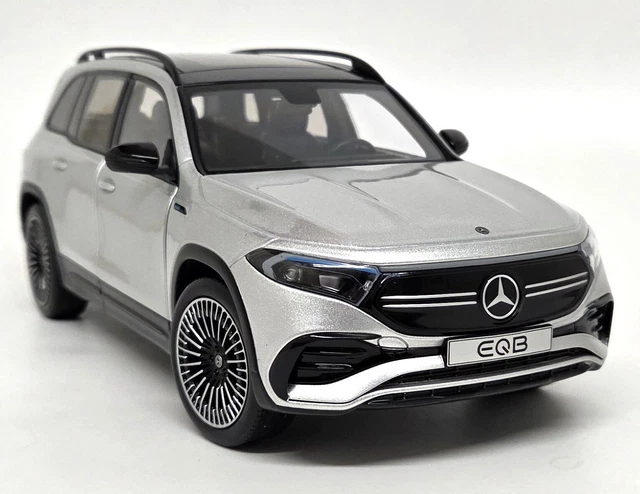 iScale 1:18 Mercedes-Benz AMG G63 (W463) 4x4 Año de construcción 2022