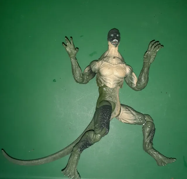 Marvel Legends Hasbro Lizard Amazing Spiderman Figure walmart Exclusive 2012