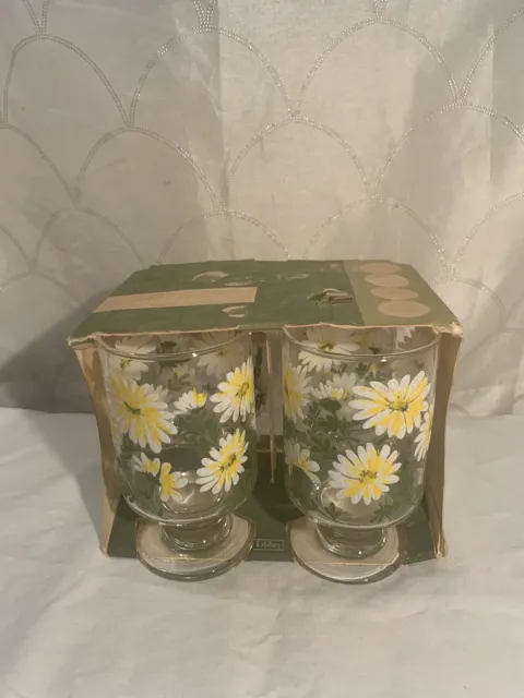 Vintage Libbey set of 4-11 oz glass goblets in package daisies