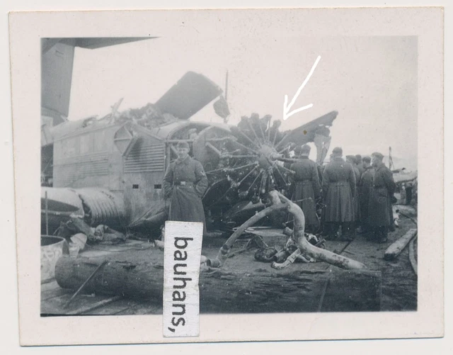Foto  Flugzeug-Schrott Junkers Ju 52 2.WK (2764a)