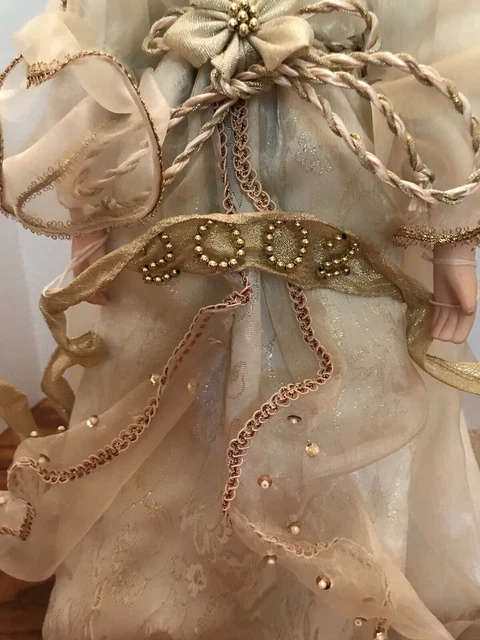 2002 Heritage Signature Collection 18" Porcelain Angel Doll "Angelica" 2