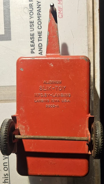 Camion Jouet Slik Toys Rouge – Boîte à Lit Plat Aluminium – Iowa – 11"
