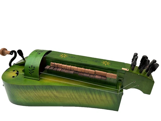 Bois d'érable couleur verte 6 cordes 24 touches vilebrequin, joli dessin. Bon son 11