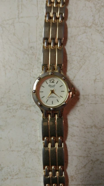 VINTAGE ACUET JAPAN Quartz Movement Water Resistant Wristwatch w
