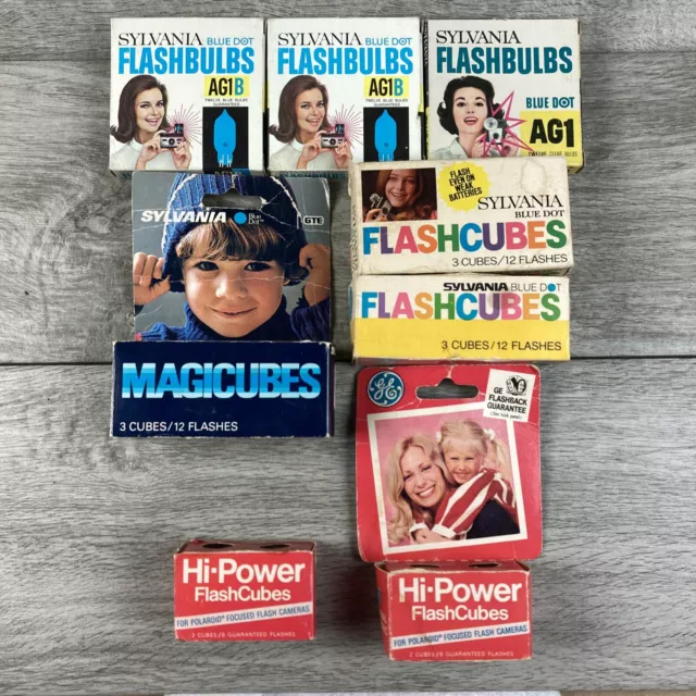 Flash Cubes & Bulbs Lot Sylvania Blue Dot Magicubes General Electric Flash Cubes & Bulbs Lot Sylvania Blue Dot Magicubes General Electric