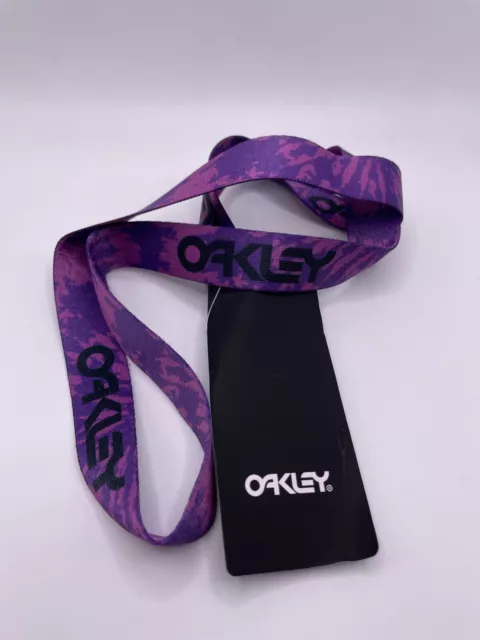 CORDINO OAKLEY WANDERLUST NUOVO CON ETICHETTE Stampa Taglia Tagliata viola da montagna,**CINQUE A QUESTO PREZZO**