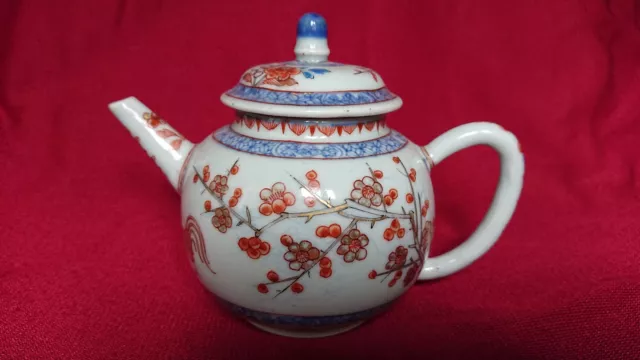 Fein bemalte chinesische Imari-Teekanne 18. Jhdt.- Imari-Teapot - 18th century