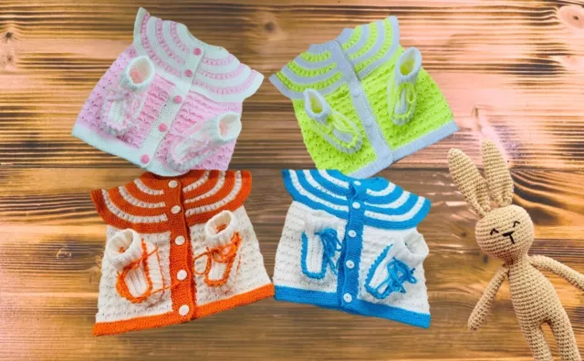 Handgefertigtes Baby-Set l Pullover und Socken l Süßes Geschenk