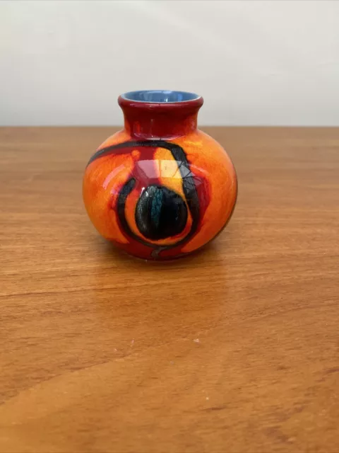 Poole Pottery Volcano 10 Cm Tall Bud Vase