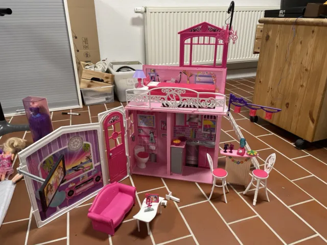 Mattel Barbie Dream House - Spielhaus zum mitnehment
