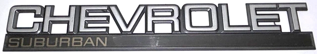 95 96 97 98 99 00 Chevrolet Suburban—Rear Barn Door Tailgate Nameplate Emblem