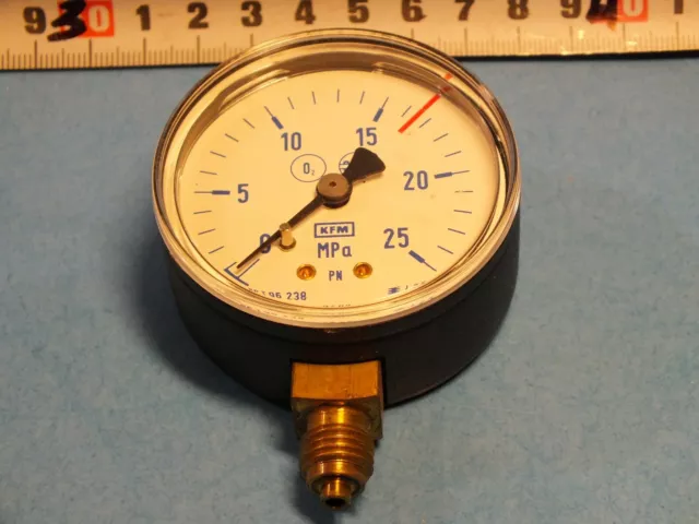 KFM   M60  R/02	0-25MPA  M12x1,5  Pressure Gauge Manometer  (WIKA) 3