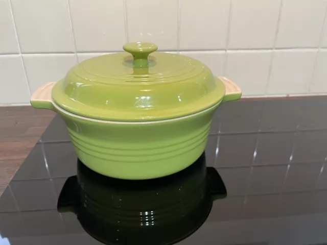 Piatto casseruola in ghisa verde lime con pentola con coperchio 20 cm 22 cm