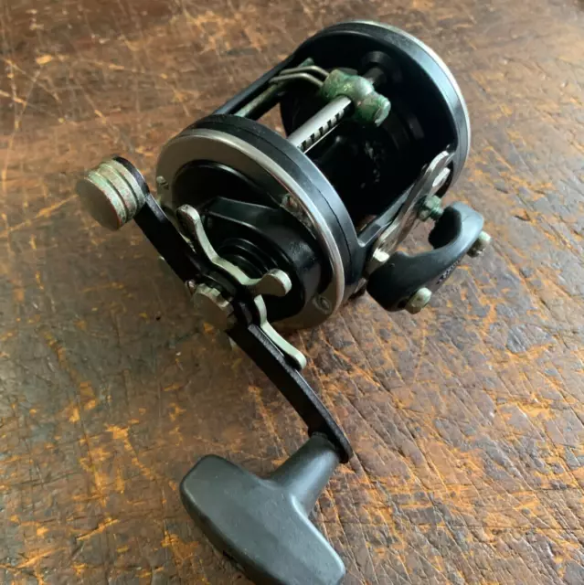 VINTAGE PENN SQUIDDER 140 Fishing Reel $51.04 - PicClick