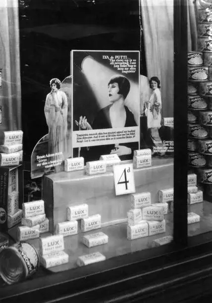 Shop window display advertising bars of 'Lux' soap featuring fi- 1925 Old Photo