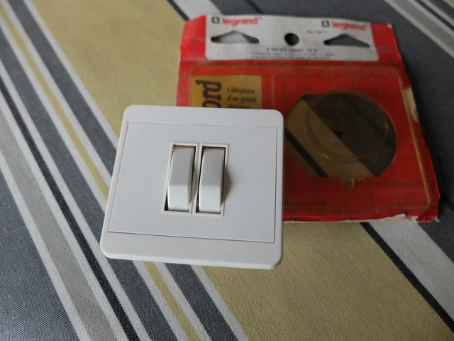 LEGRAND CHAMBORD MÉCANISME interrupteur VA ET VIENT EUR 11,50 - PicClick FR
