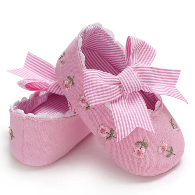 1 Pair Infant Shoes Embroidery Pattern Show Unique Charm Baby Infant Girls Shoes