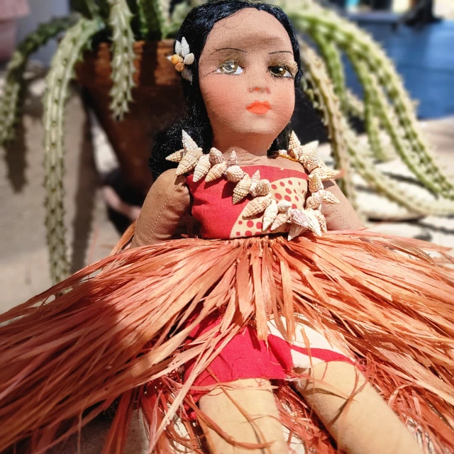Cloth Hawaiian Polynesia Hula Girl Doll Grass Skirt Luau 13" Antique Vintage