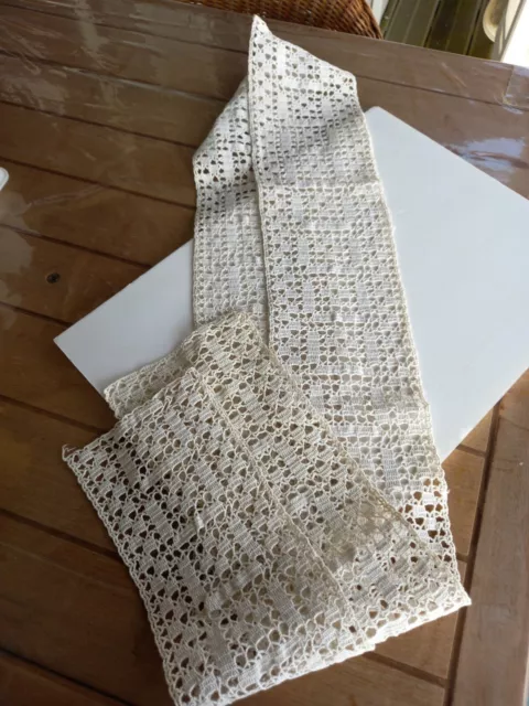 linge ancien, dessus de cheminée dentelle au crochet écru (180x12cms) 2