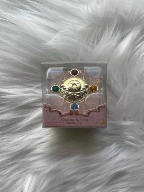 Sailor Moon Transformation Brooch Mini Compact Case From Bandai 2016