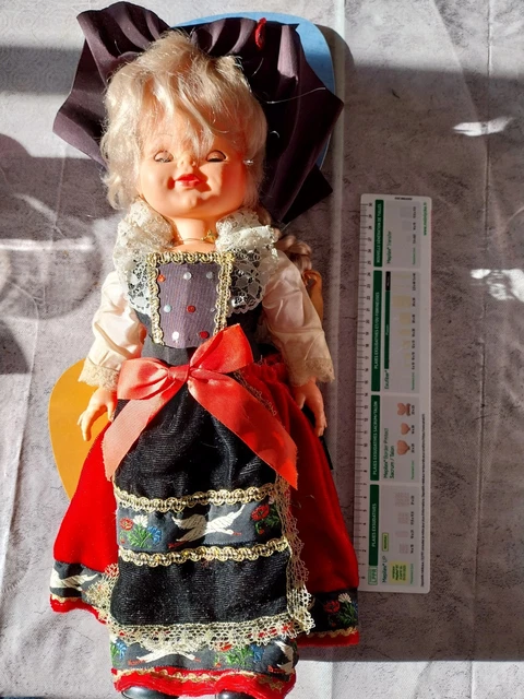 Poupée Ancienne Bella D 222 - 33 Cm - Années 1960 - France - Parfait état