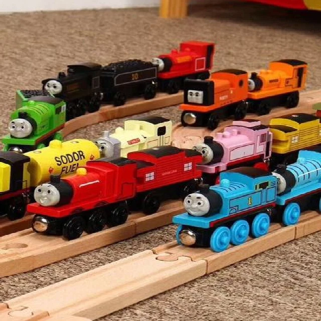 THOMAS' THE TANK Engine Trains Tender Play Train Metal Magnetic Railway ...