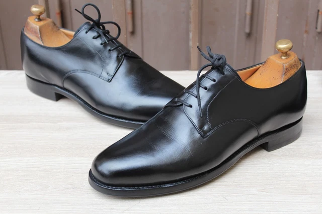 prix chaussure church